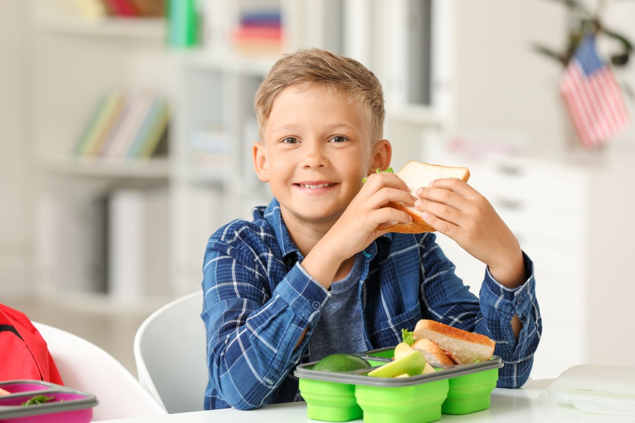 Dlaczego dzieci powinny jeść olej lniany?